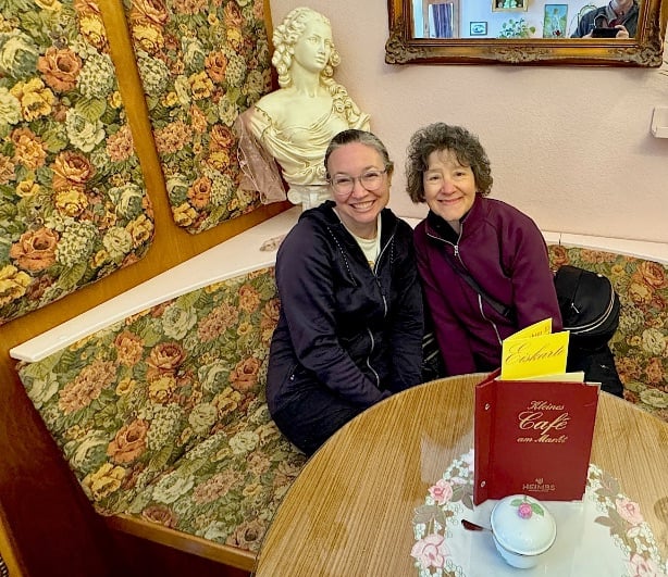Kleines Cafe at Braunfels with Emily and Julie © Scott Kendall