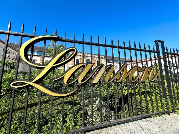 Lanson sign on gate © Scott Kendall