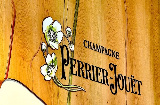 Perrier-Jouet name on wall of boutique © Scott Kendall