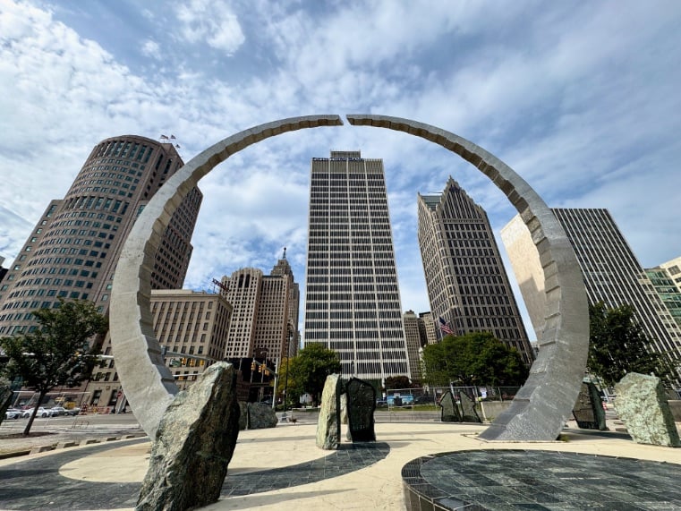 Hart Plaza - Transcending circular monument © Scott Kendall 