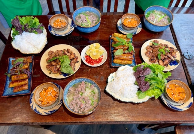 Cooking class in Hanoi – dishes made during class © Scott Kendall 