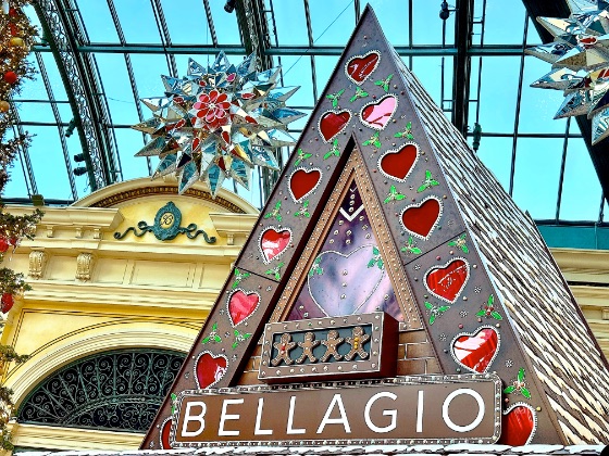 The Bellagio Christmas gingerbread house © Scott Kendall