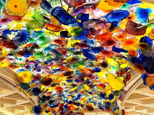 The Bellagio colorful glass ceiling by Chihuly © Scott Kendall