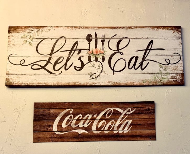 Let's Eat © Scott Kendall