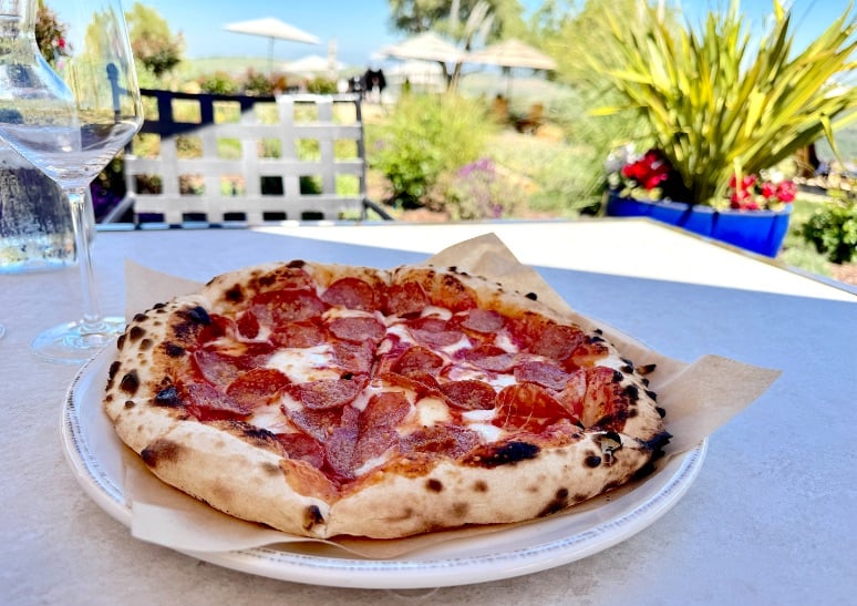 DAOU pizza - yum! at one of the best restaurants in Paso Robles
© Scott Kendall