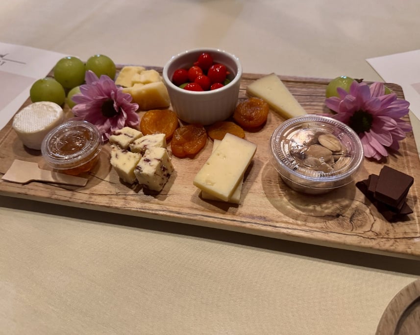 Food and wine pairing at Eberle Vineyards © Scott Kendall