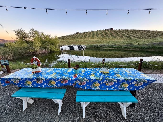 Trailer Pond at Alta Colina in Paso Robles picnic views © Scott Kendall