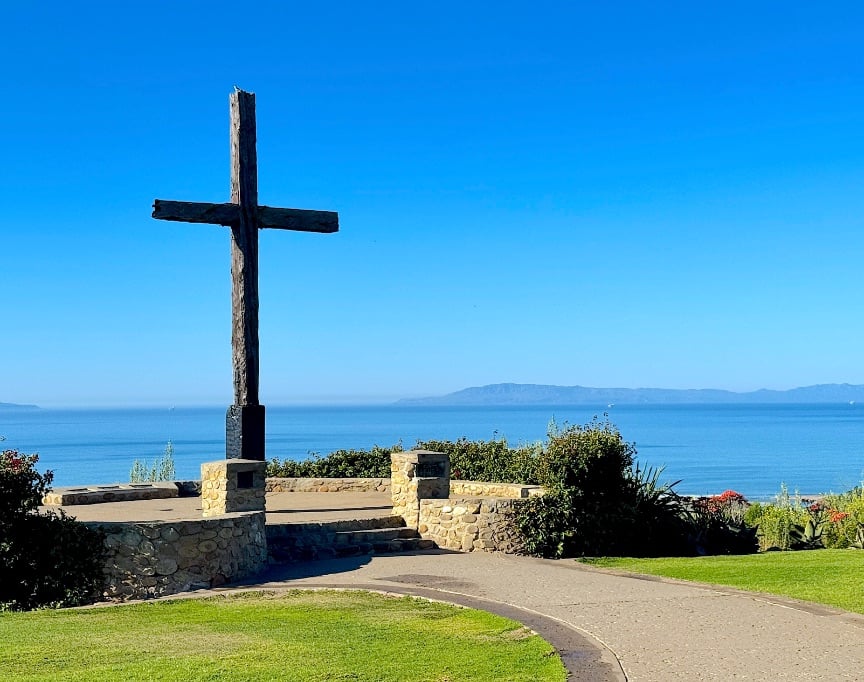Serra Cross with Channel Islands © Scott Kendall 