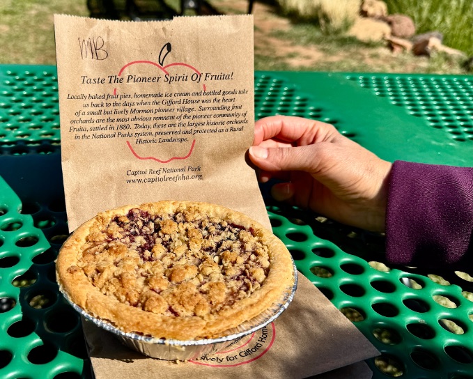 Gifford House famous fruit pie © Scott Kendall