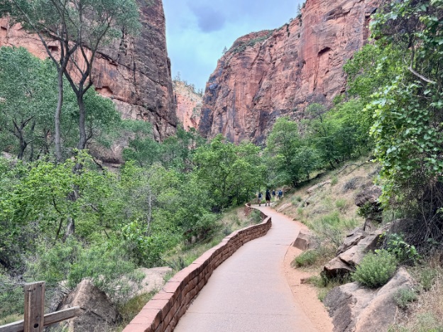 Riverside Walk © Scott Kendall