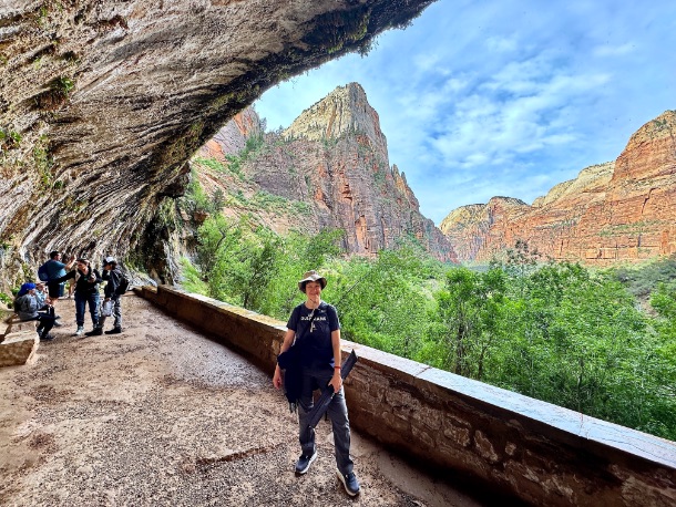 Weeping Rock view with Julie © Scott Kendall