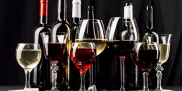 Wine glasses and bottles © Envato
