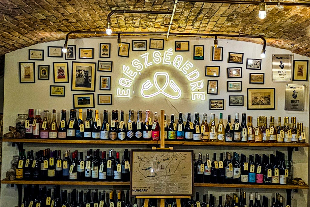Egészségedre (pronounced eh-gaysh-shay-geh-dreh) is the Hungarian word for cheers © Kevin Scanlon