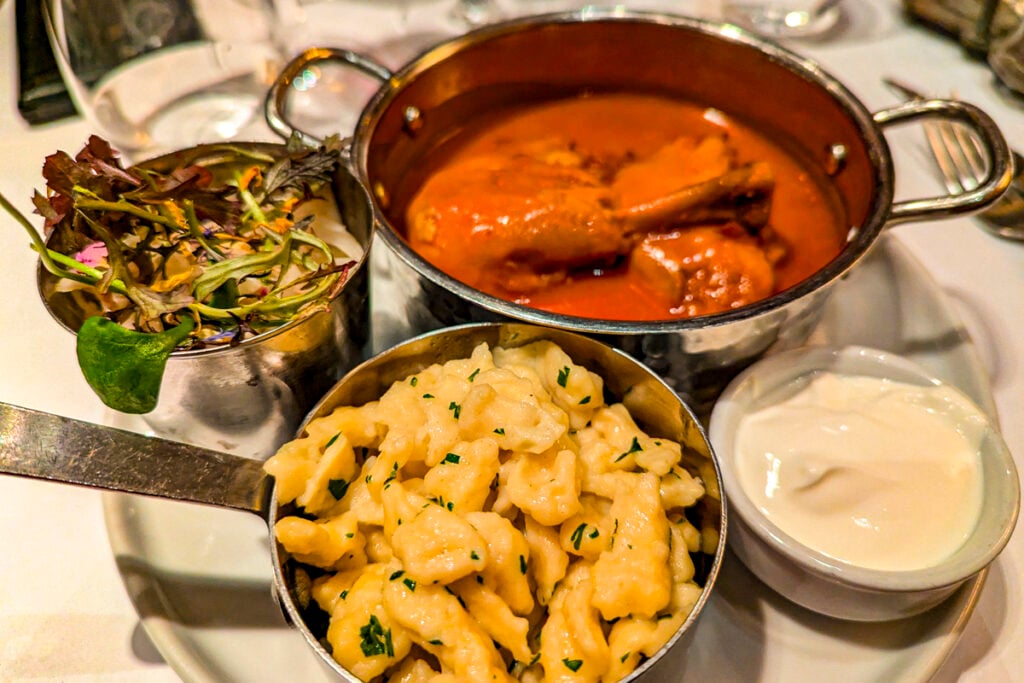 Taste Hungary - Gerlóczy Kávéház Chicken Paprikash n nokedli © Mary Charlebois