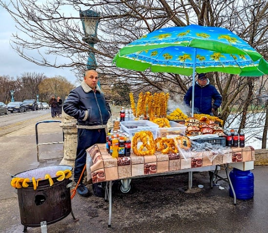 City Park snacks. The hot apple cider was perfect for the chilly winter day © Mary Charlebois