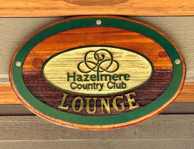 Hazelmere Country Club Lounge © Scott Kendall