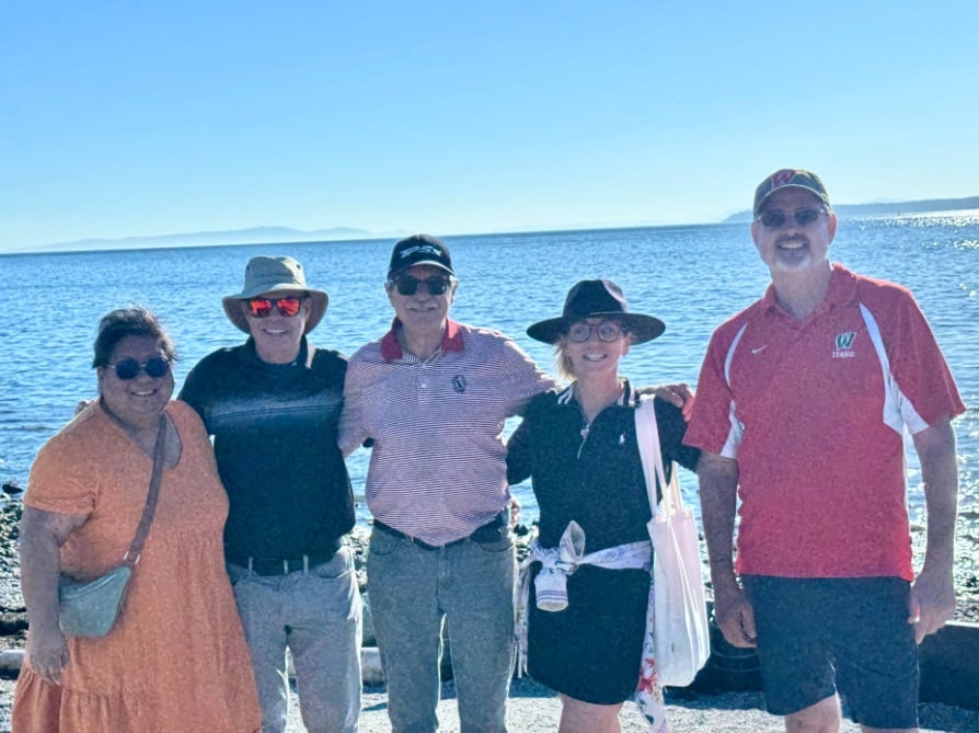 Surrey with golf travel writers on the shore © Scott Kendall