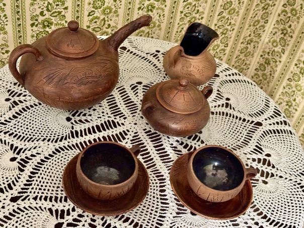Shelton House carved wooden items © Scott Kendall 