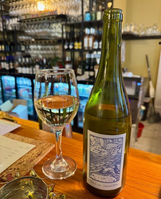 The Mail Room white wine © Scott Kendall